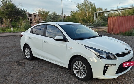KIA Rio IV, 2019 год, 1 400 000 рублей, 2 фотография