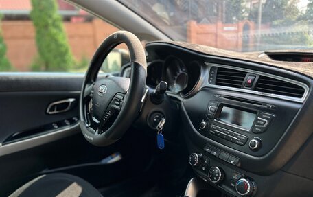 KIA cee'd III, 2016 год, 950 000 рублей, 17 фотография