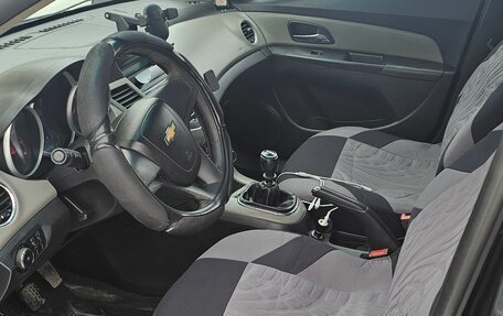 Chevrolet Cruze II, 2011 год, 500 000 рублей, 6 фотография