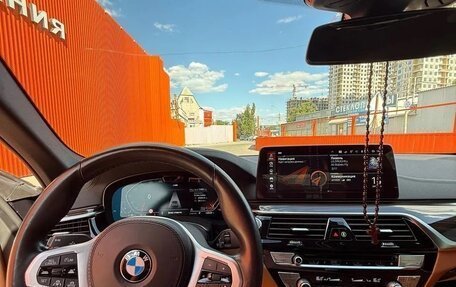 BMW 5 серия, 2021 год, 5 300 000 рублей, 10 фотография
