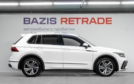 Volkswagen Tiguan II, 2022 год, 3 600 000 рублей, 5 фотография