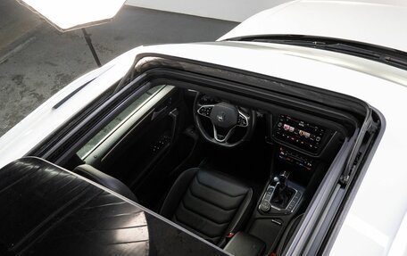 Volkswagen Tiguan II, 2022 год, 3 600 000 рублей, 18 фотография