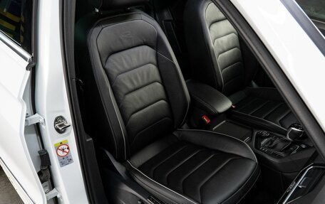 Volkswagen Tiguan II, 2022 год, 3 600 000 рублей, 17 фотография