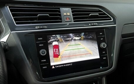 Volkswagen Tiguan II, 2022 год, 3 600 000 рублей, 25 фотография