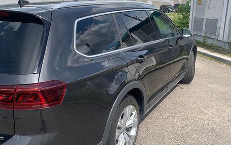 Volkswagen Passat B8 рестайлинг, 2019 год, 3 780 000 рублей, 5 фотография
