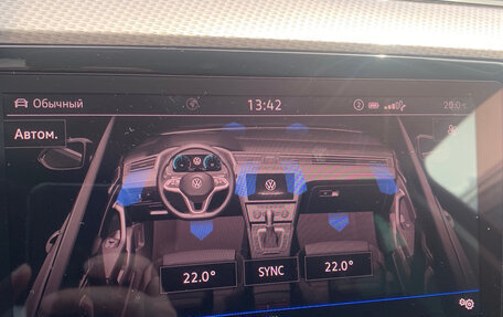 Volkswagen Passat B8 рестайлинг, 2019 год, 3 780 000 рублей, 21 фотография
