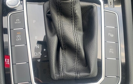 Volkswagen Passat B8 рестайлинг, 2019 год, 3 780 000 рублей, 18 фотография