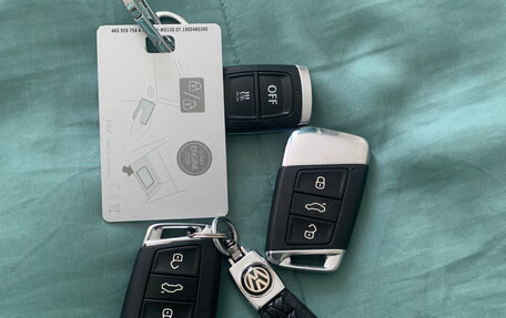 Volkswagen Passat B8 рестайлинг, 2019 год, 3 780 000 рублей, 28 фотография
