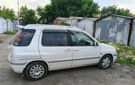 Toyota Raum I, 1998 год, 415 000 рублей, 3 фотография