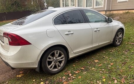 Volvo S60 III, 2012 год, 620 000 рублей, 2 фотография