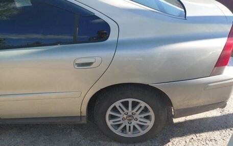 Volvo S60 III, 2005 год, 380 000 рублей, 8 фотография