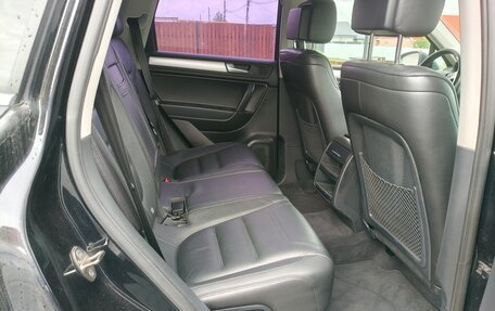 Volkswagen Touareg III, 2012 год, 1 990 000 рублей, 11 фотография