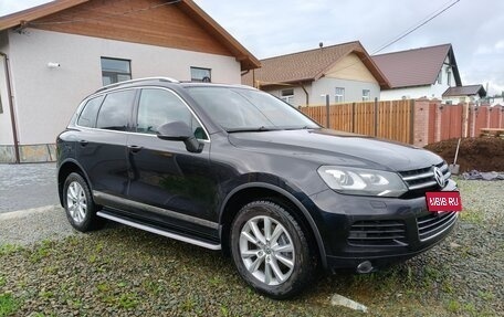 Volkswagen Touareg III, 2012 год, 1 990 000 рублей, 3 фотография