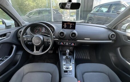 Audi A3, 2019 год, 2 350 000 рублей, 13 фотография