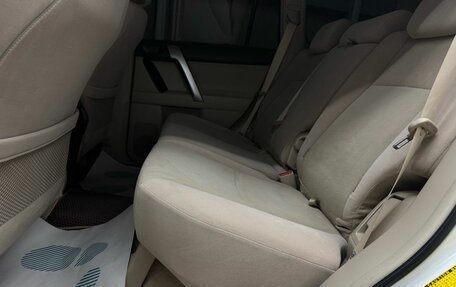 Toyota Land Cruiser Prado 150 рестайлинг 2, 2019 год, 4 579 000 рублей, 11 фотография