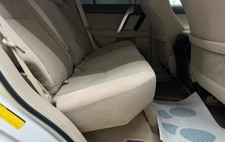 Toyota Land Cruiser Prado 150 рестайлинг 2, 2019 год, 4 579 000 рублей, 12 фотография