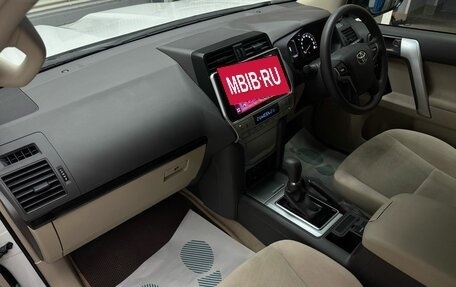 Toyota Land Cruiser Prado 150 рестайлинг 2, 2019 год, 4 579 000 рублей, 10 фотография