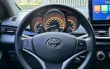Toyota Yaris XP150 рестайлинг, 2022 год, 1 199 980 рублей, 8 фотография