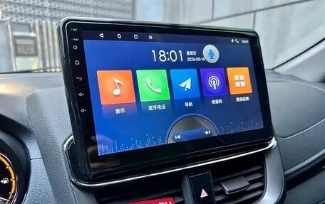 Toyota Yaris XP150 рестайлинг, 2022 год, 1 199 980 рублей, 12 фотография