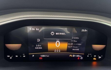 Volkswagen T-Roc I, 2023 год, 1 320 000 рублей, 14 фотография