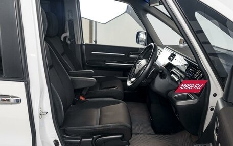 Honda Stepwgn IV, 2021 год, 2 520 000 рублей, 12 фотография