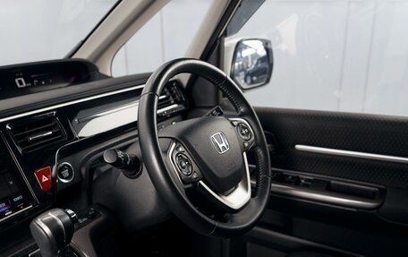 Honda Stepwgn IV, 2021 год, 2 520 000 рублей, 37 фотография