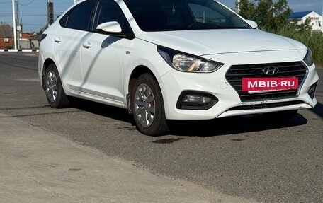 Hyundai Solaris II рестайлинг, 2017 год, 1 180 000 рублей, 8 фотография