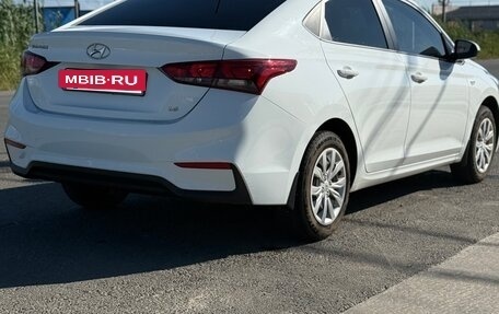 Hyundai Solaris II рестайлинг, 2017 год, 1 180 000 рублей, 6 фотография