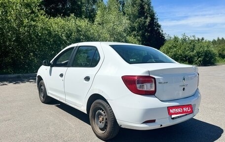 Renault Logan II, 2018 год, 409 000 рублей, 4 фотография