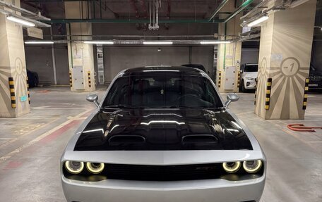 Dodge Challenger III рестайлинг 2, 2019 год, 4 599 999 рублей, 6 фотография