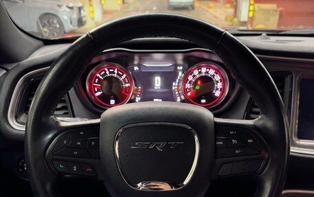 Dodge Challenger III рестайлинг 2, 2019 год, 4 599 999 рублей, 7 фотография