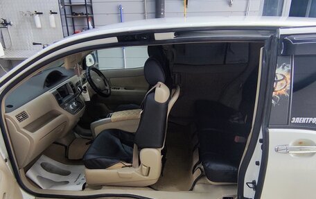 Toyota Raum II, 2008 год, 755 000 рублей, 12 фотография