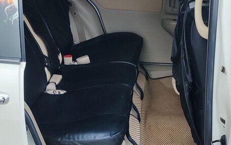 Toyota Raum II, 2008 год, 755 000 рублей, 23 фотография