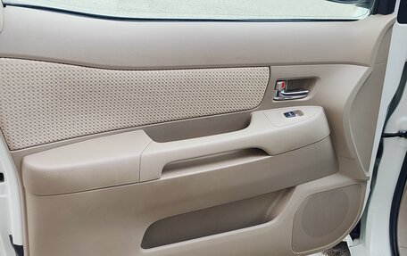 Toyota Raum II, 2008 год, 755 000 рублей, 26 фотография