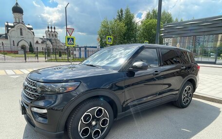 Ford Explorer VI, 2019 год, 2 980 000 рублей, 2 фотография
