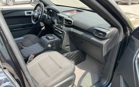 Ford Explorer VI, 2019 год, 2 980 000 рублей, 10 фотография