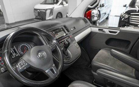 Volkswagen Multivan T5, 2015 год, 2 680 000 рублей, 14 фотография