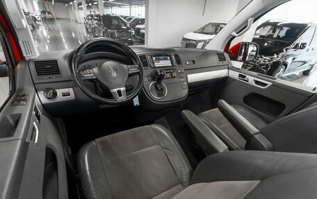 Volkswagen Multivan T5, 2015 год, 2 680 000 рублей, 7 фотография