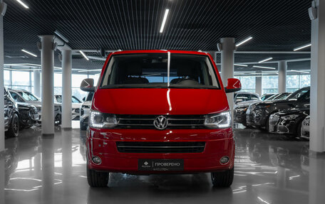 Volkswagen Multivan T5, 2015 год, 2 680 000 рублей, 3 фотография