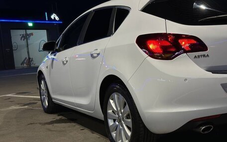 Opel Astra J, 2011 год, 720 000 рублей, 7 фотография