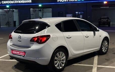 Opel Astra J, 2011 год, 720 000 рублей, 4 фотография