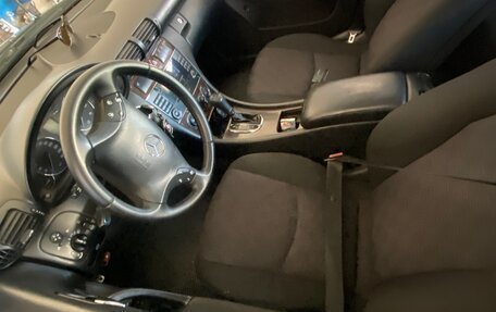 Mercedes-Benz C-Класс, 2005 год, 435 000 рублей, 4 фотография