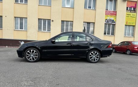 Mercedes-Benz C-Класс, 2005 год, 435 000 рублей, 6 фотография