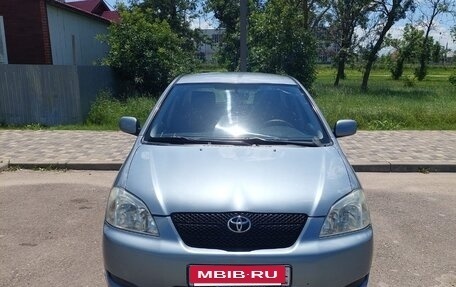 Toyota Corolla, 2004 год, 720 000 рублей, 3 фотография