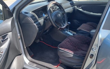 Toyota Corolla, 2004 год, 720 000 рублей, 6 фотография