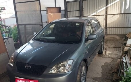 Toyota Corolla, 2004 год, 720 000 рублей, 10 фотография