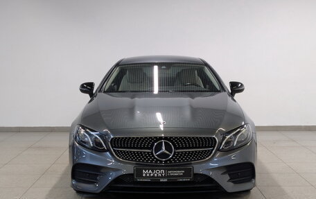 Mercedes-Benz E-Класс, 2019 год, 4 350 000 рублей, 2 фотография