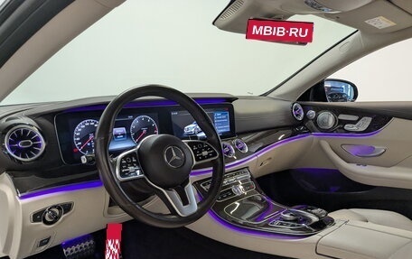 Mercedes-Benz E-Класс, 2019 год, 4 350 000 рублей, 16 фотография