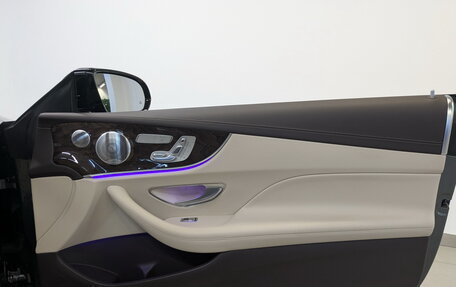 Mercedes-Benz E-Класс, 2019 год, 4 350 000 рублей, 24 фотография
