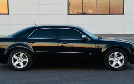 Chrysler 300C II, 2008 год, 1 300 000 рублей, 8 фотография